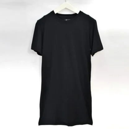 Solid Color T-shirt with Long Length Design - Image 9